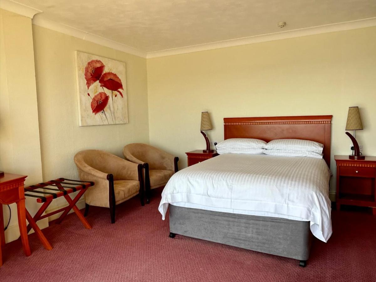 Regent Court - Seafront, Sandown - Free Car Ferry For Bookings Of 3 Or More Nights, Subject To Availability Exteriér fotografie