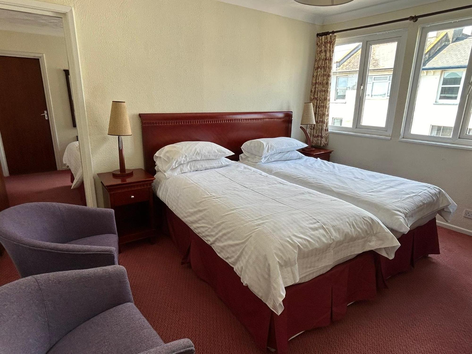 Regent Court - Seafront, Sandown - Free Car Ferry For Bookings Of 3 Or More Nights, Subject To Availability Exteriér fotografie