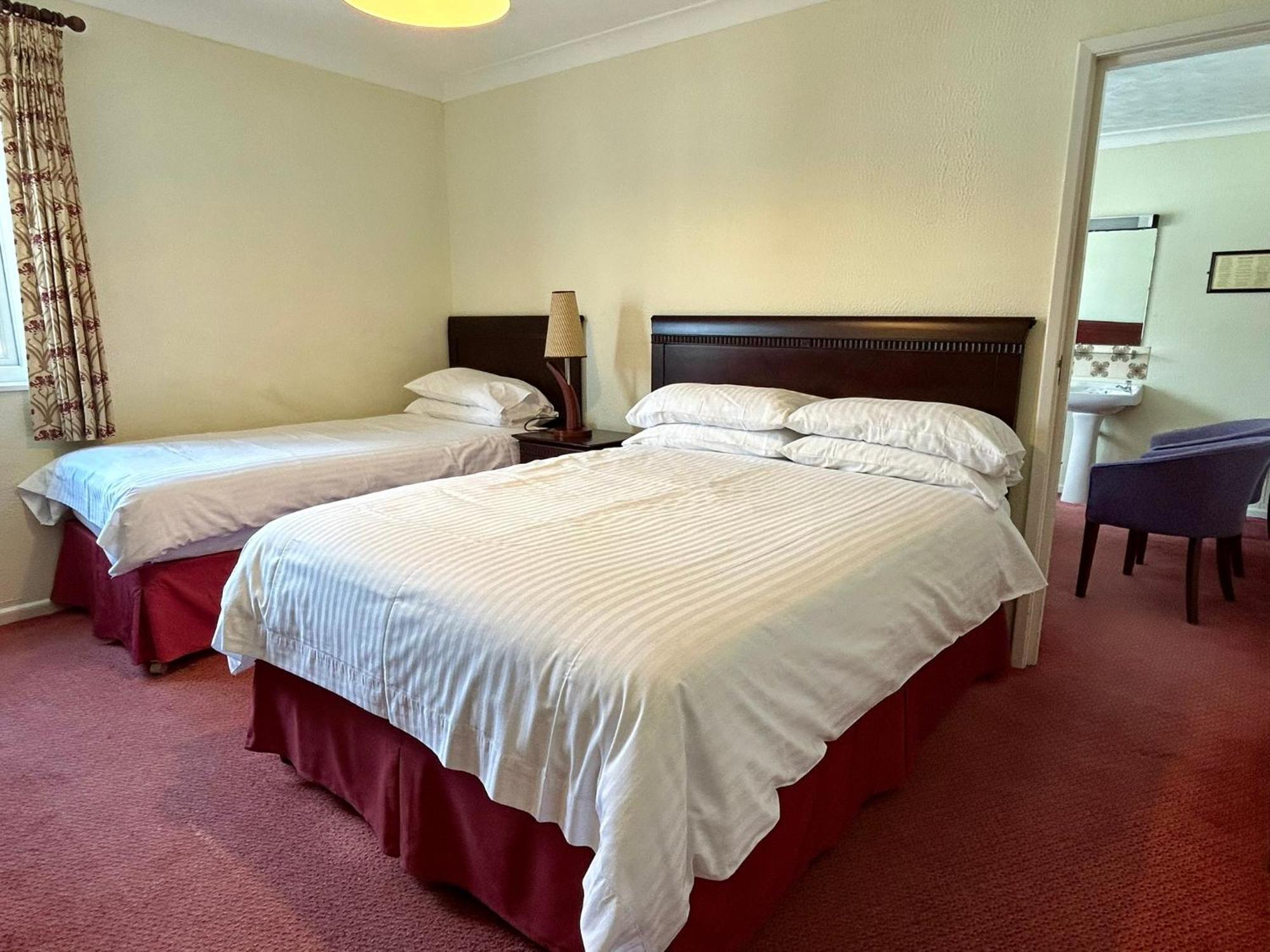 Regent Court - Seafront, Sandown - Free Car Ferry For Bookings Of 3 Or More Nights, Subject To Availability Exteriér fotografie